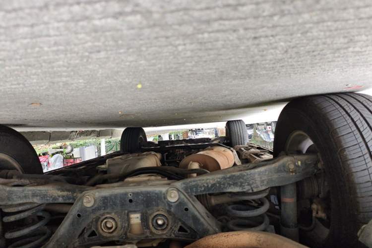 Used Mitsubishi Pajero 2009 3.8L 5-Door Premium Edition Chassis Rear