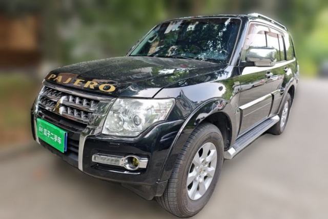 Used Mitsubishi Pajero 2009 3.8L 5-Door Premium Edition
