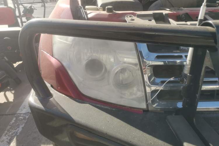 Used Mitsubishi Pajero 2009 3.8L 3-Door Cool Edition Right Front Headlight