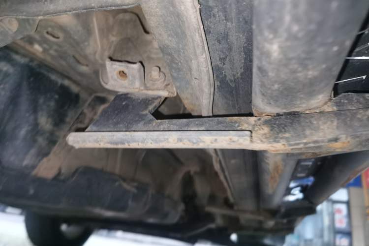 Used Mitsubishi Pajero 2010 3.0L Automatic Elite Edition Chassis Rear Right