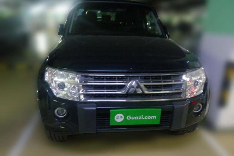 Used Mitsubishi Pajero 2010 3.0L Automatic Elite Edition Front