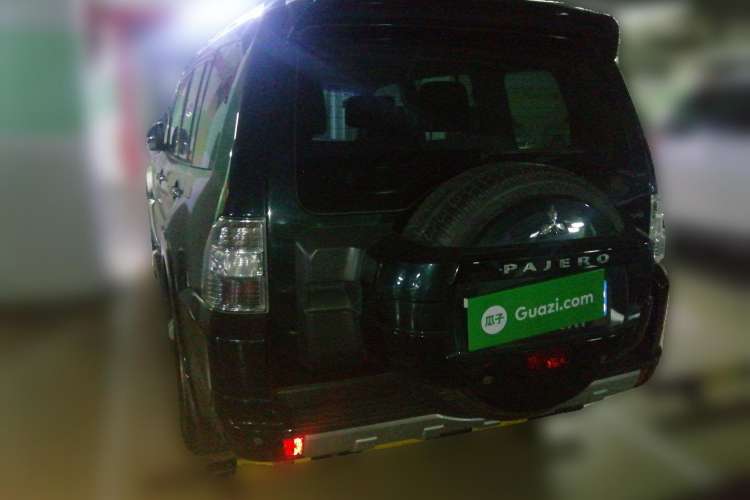 Used Mitsubishi Pajero 2010 3.0L Automatic Elite Edition Rear