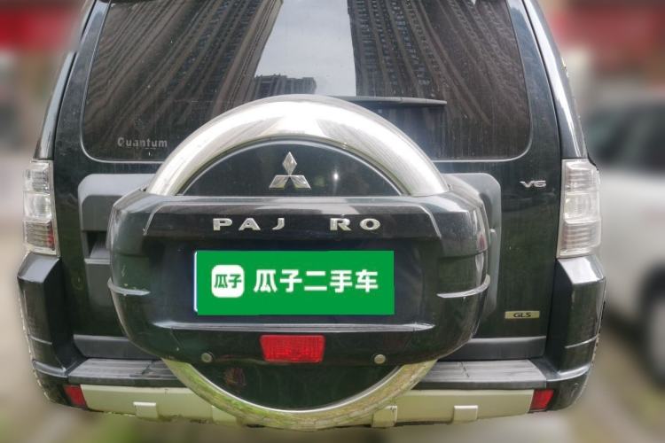 Used Mitsubishi Pajero 2010 3.0L Automatic Elite Edition Rear