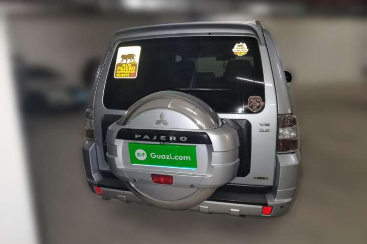 Used Mitsubishi Pajero 2010 3.0L Automatic Elite Edition Rear
