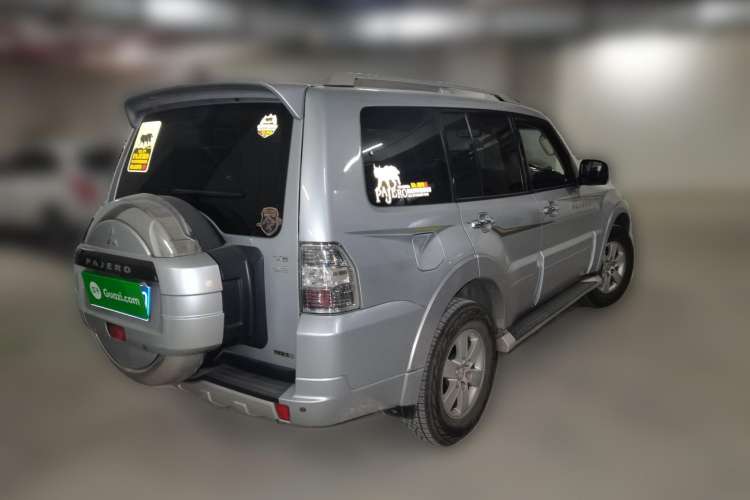 Used Mitsubishi Pajero 2010 3.0L Automatic Elite Edition Rear Right 45 Deg