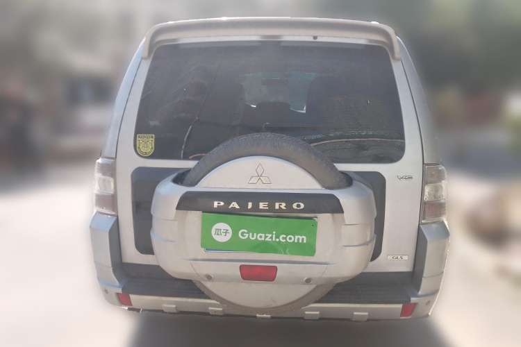 Used Mitsubishi Pajero 2010 3.0L Automatic Elite Edition Rear