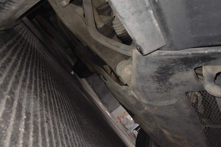 Used Mitsubishi Pajero 2011 3.0L Elite Edition Chassis Front