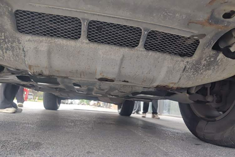 Used Mitsubishi Pajero 2011 3.8L Premium Edition Chassis Front