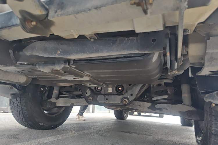 Used Mitsubishi Pajero 2011 3.8L Premium Edition Chassis Rear