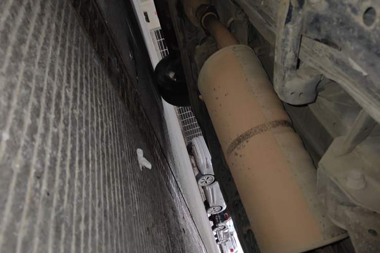 Used Mitsubishi Pajero 2011 3.0L Elite Edition Chassis Rear Left