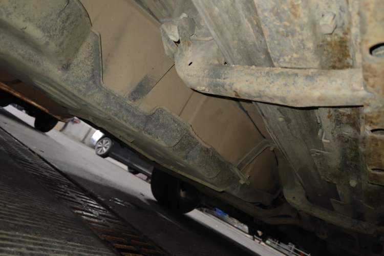 Used Mitsubishi Pajero 2011 3.0L Elite Edition Chassis Rear Right