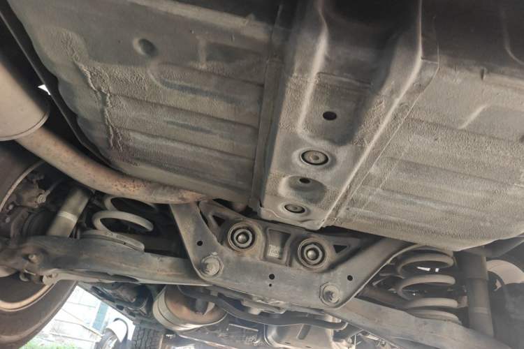Used Mitsubishi Pajero 2011 3.0L Elite Overdrive Edition Chassis Rear