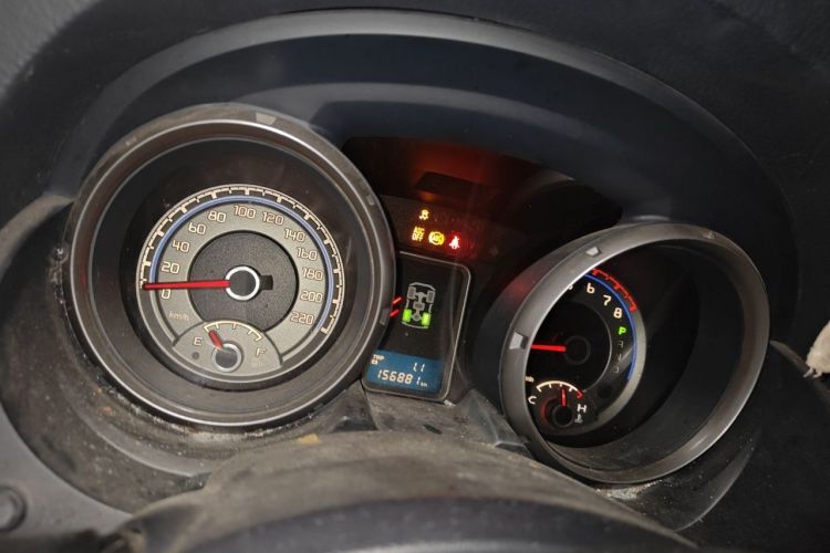 Used Mitsubishi Pajero 2011 3.0L Elite Edition Odometer Close Up