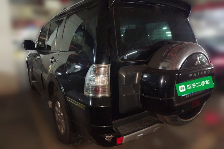 Used Mitsubishi Pajero 2011 3.0L Elite Edition Rear Left 45 Deg