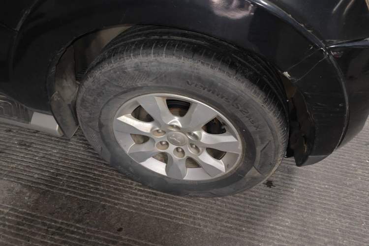 Used Mitsubishi Pajero 2011 3.0L Elite Edition Right Front Wheel Hub