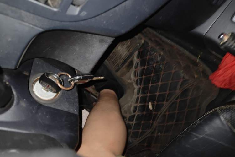 Used Mitsubishi Pajero 2011 3.0L Elite Edition Vehicle Key