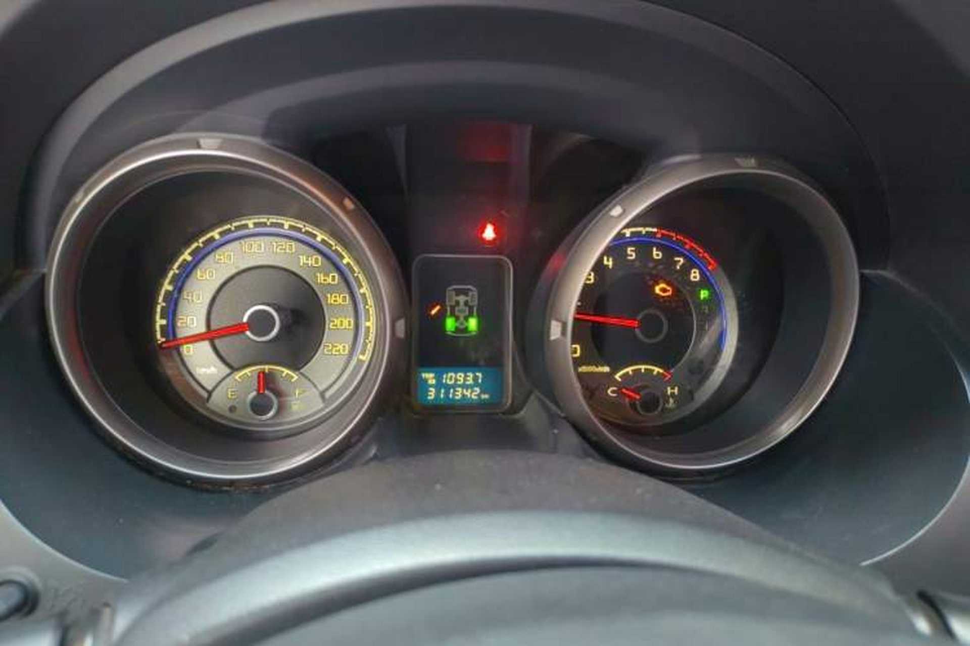 Used Mitsubishi Pajero 2011 3.0L Elite Overdrive Edition Instrument Cluster