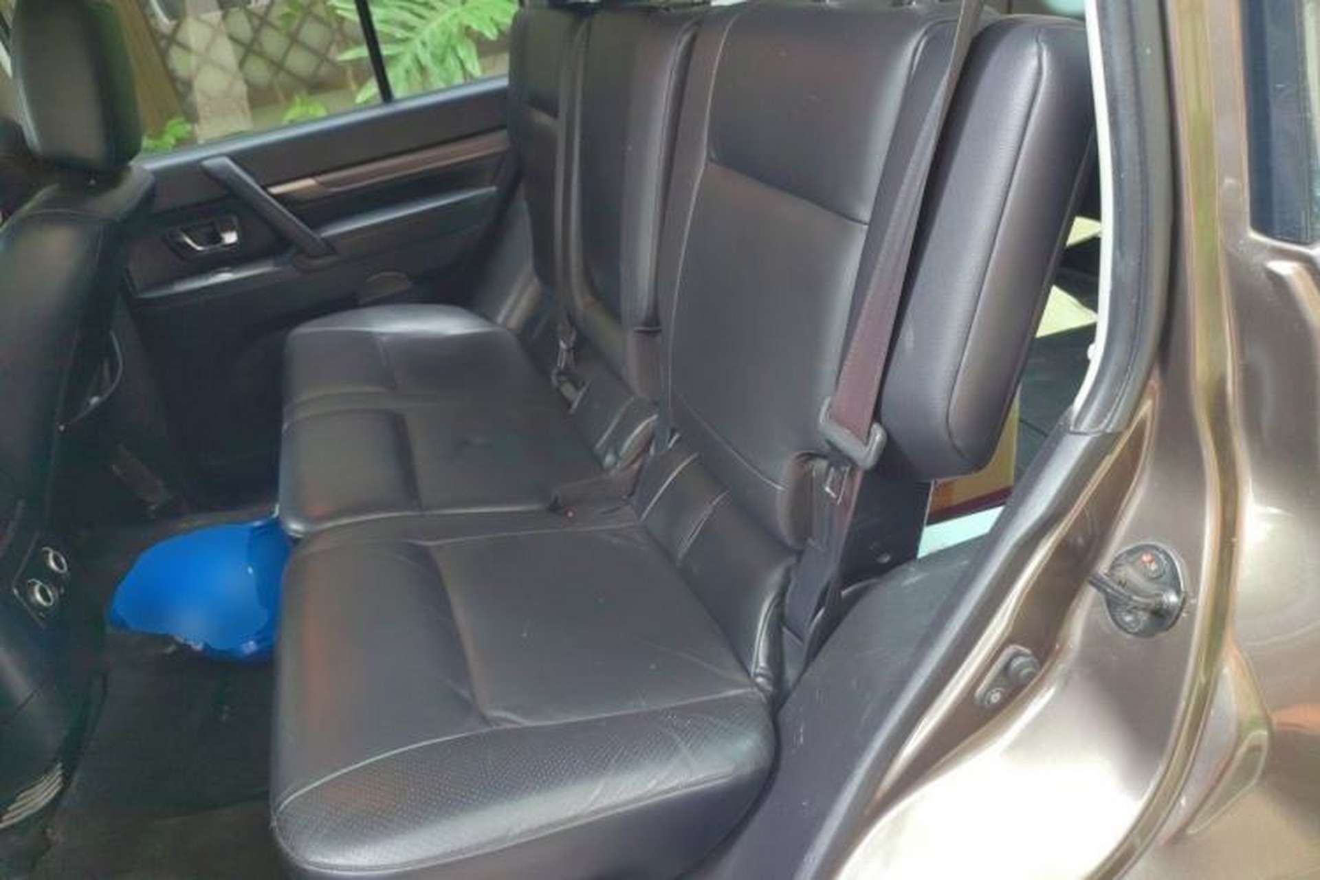 Used Mitsubishi Pajero 2011 3.0L Elite Overdrive Edition Left Rear Seat