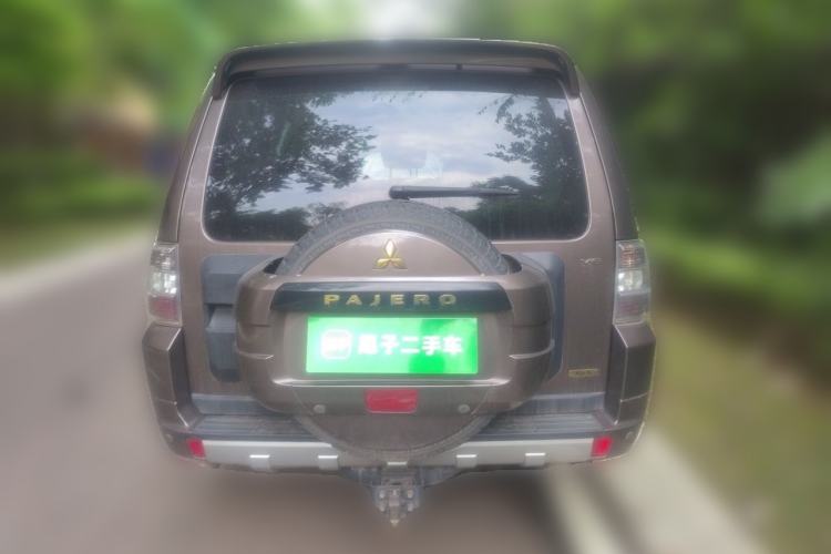 Used Mitsubishi Pajero 2011 3.0L Elite Overdrive Edition Rear