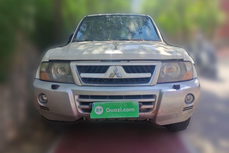 Used Mitsubishi Pajero 2011 V73 3.0L AT GLS Front