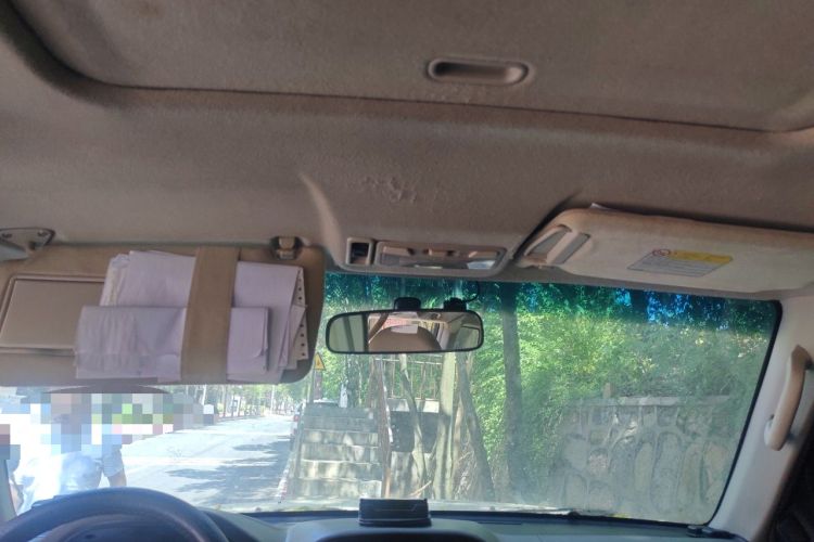 Used Mitsubishi Pajero 2011 V73 3.0L AT GLS Headliner
