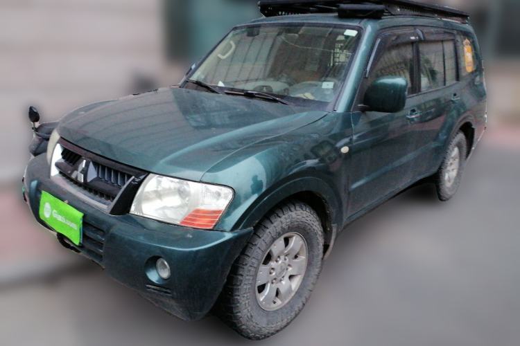 Used Mitsubishi Pajero 2011 V73 3.0L MT GL Guazi used car, China used car export, Used car for sale, Used cars, Cheapest cars for sale