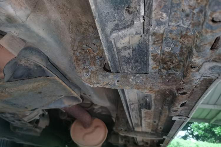 Used Mitsubishi Pajero 2011 V73 3.0L MT GL Chassis Front Left