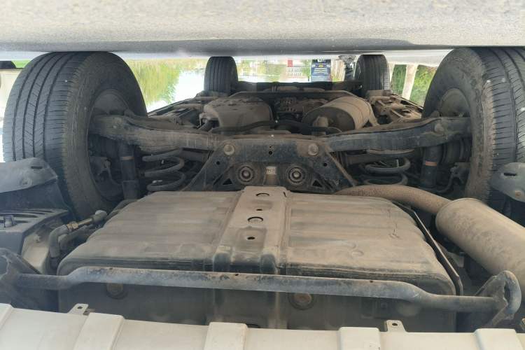 Used Mitsubishi Pajero 2011 3.0L Elite Edition Chassis Rear