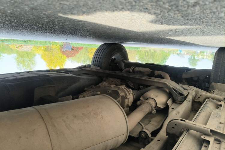 Used Mitsubishi Pajero 2011 3.0L Elite Edition Chassis Rear Left