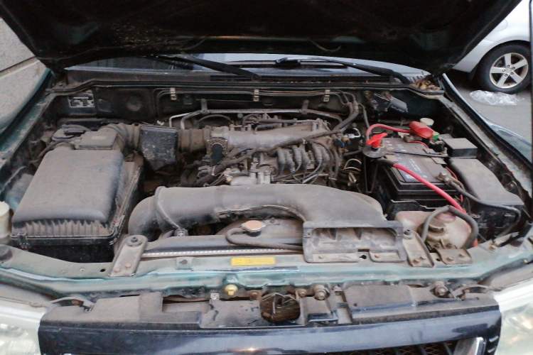 Used Mitsubishi Pajero 2011 V73 3.0L MT GL Engine Bay