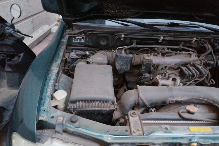 Used Mitsubishi Pajero 2011 V73 3.0L MT GL Engine Bay Right