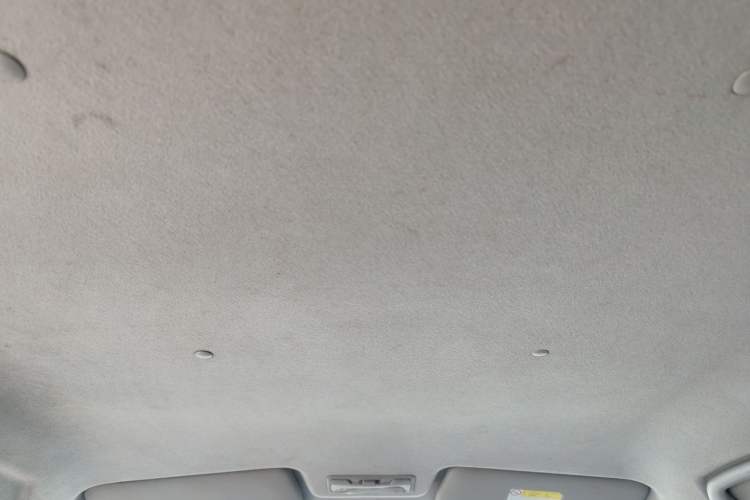 Used Mitsubishi Pajero 2011 V73 3.0L AT GLX Headliner