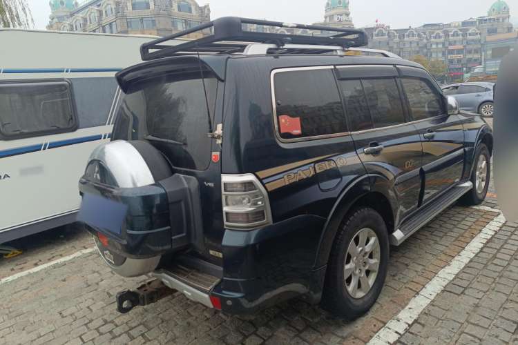 Used Mitsubishi Pajero 2011 3.0L Elite Edition Rear Right 45 Deg