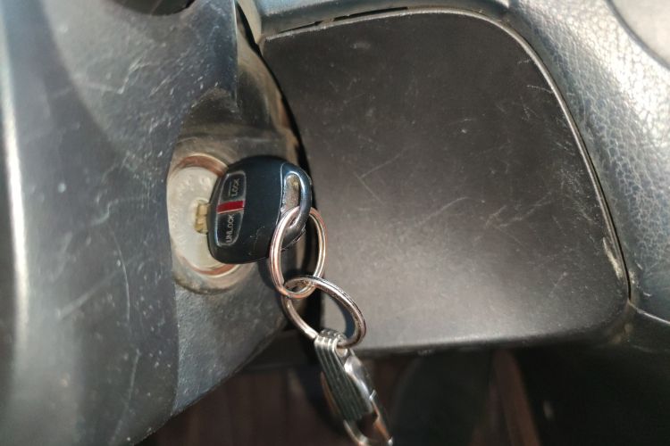 Used Mitsubishi Pajero 2011 3.0L Elite Edition Vehicle Key
