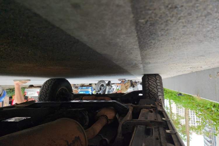 Used Mitsubishi Pajero 2011 V73 3.0L AT GLX Chassis Rear Left