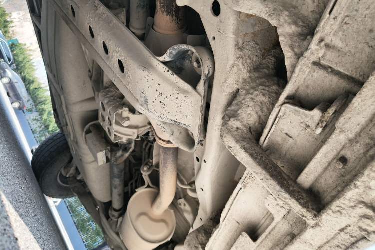 Used Mitsubishi Pajero 2011 V73 3.0L AT GLX Chassis Front Left