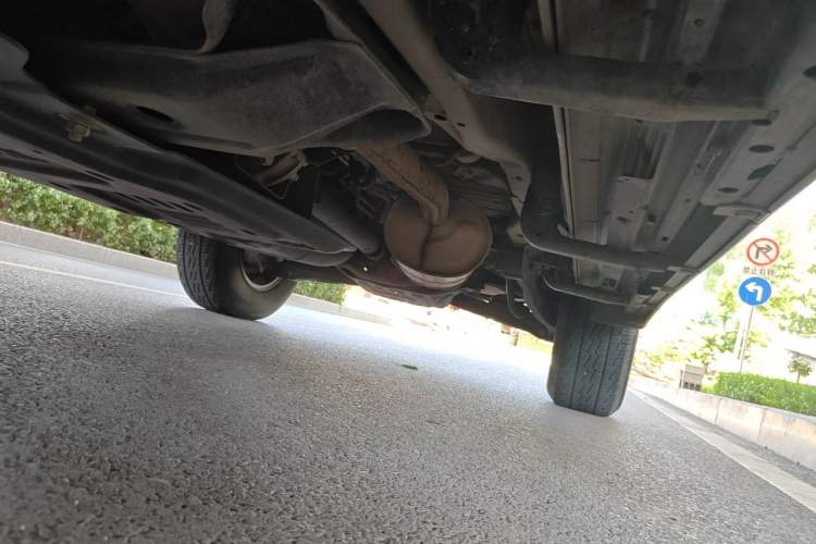 Used Mitsubishi Pajero 2011 V73 3.0L AT GLX Chassis Front Left
