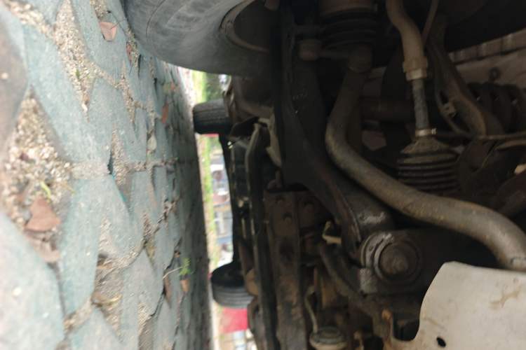 Used Mitsubishi Pajero 2011 V73 3.0L MT GL Chassis Front Right