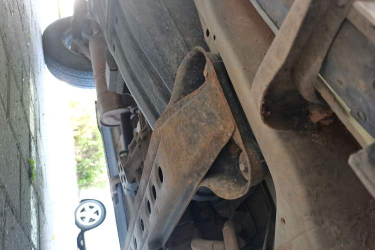 Used Mitsubishi Pajero 2011 V73 3.0L MT GL Chassis Front Right
