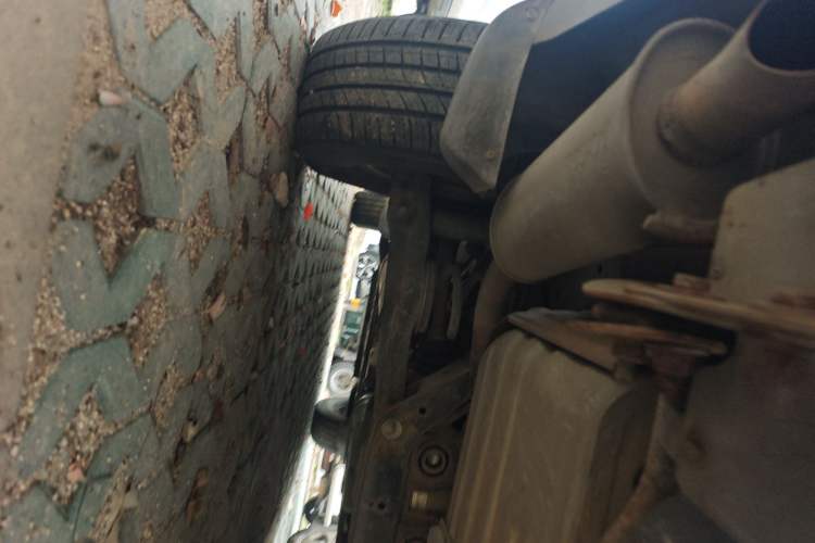 Used Mitsubishi Pajero 2011 V73 3.0L MT GL Chassis Rear Left
