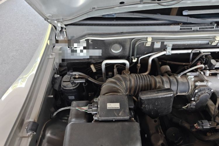 Used Mitsubishi Pajero 2011 V73 3.0L AT GLX Engine Bay Right