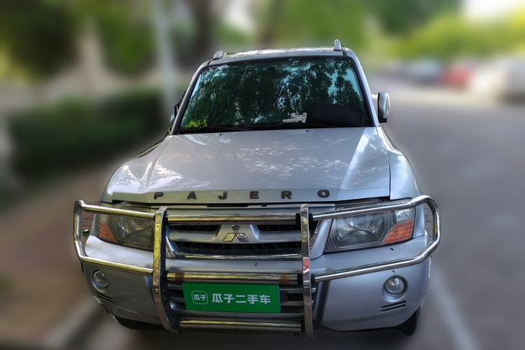 Used Mitsubishi Pajero 2011 V73 3.0L MT GL Front