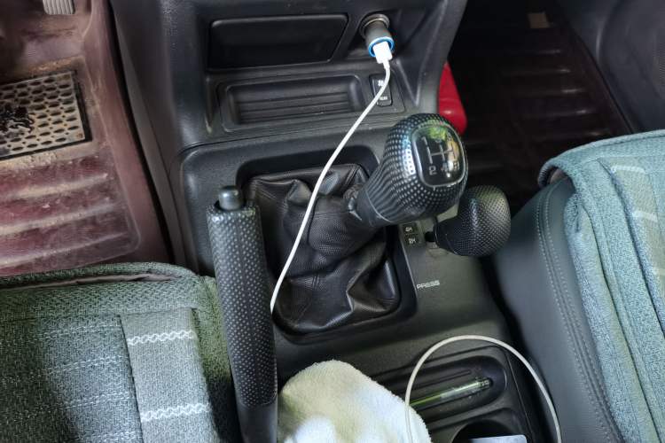 Used Mitsubishi Pajero 2011 V73 3.0L MT GL Gear Lever