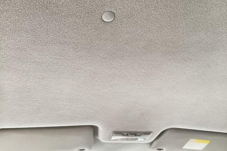 Used Mitsubishi Pajero 2011 V73 3.0L AT GLX Headliner