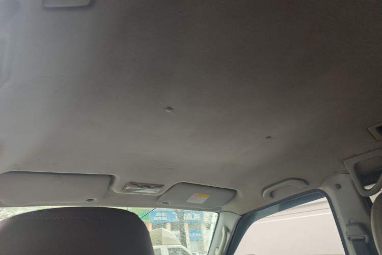 Used Mitsubishi Pajero 2011 V73 3.0L MT GL Headliner