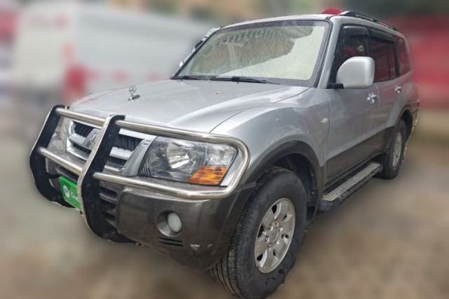Used Mitsubishi Pajero 2011 V73 3.0L MT GL