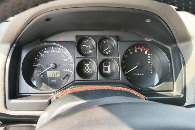 Used Mitsubishi Pajero 2011 V73 3.0L AT GLX Instrument Cluster