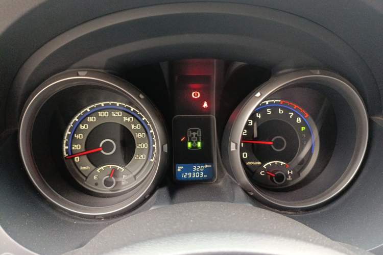Used Mitsubishi Pajero 2011 3.0L Elite Edition Instrument Cluster