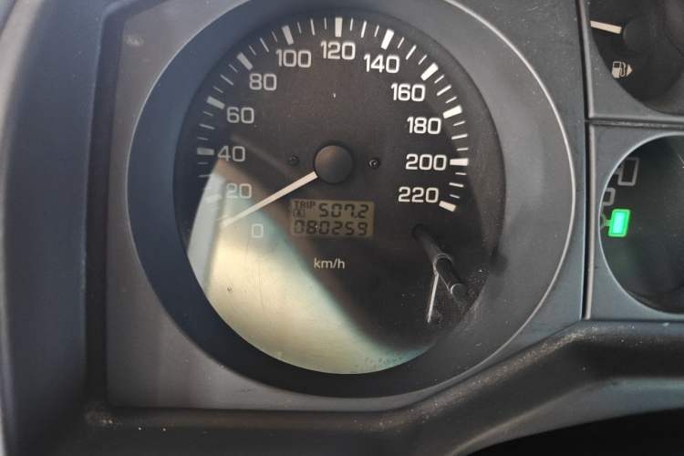 Used Mitsubishi Pajero 2011 V73 3.0L AT GLX Odometer Close Up