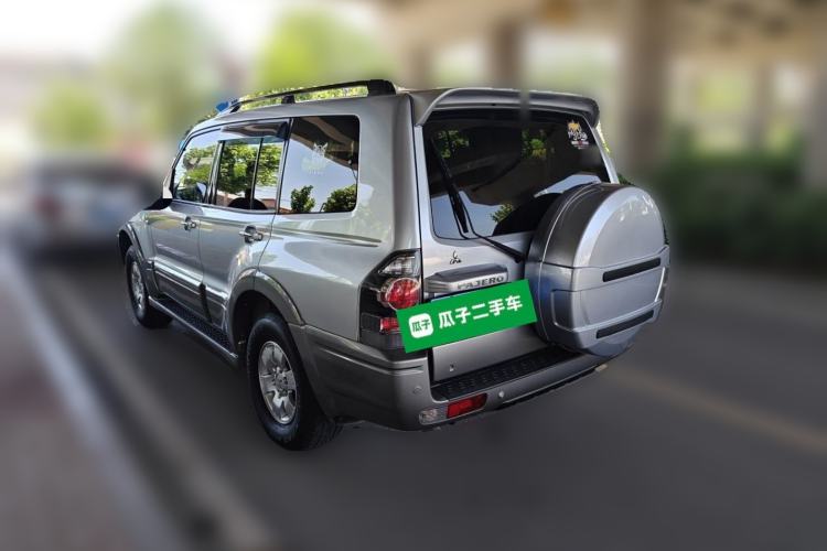 Used Mitsubishi Pajero 2011 V73 3.0L AT GLX Rear Left 45 Deg